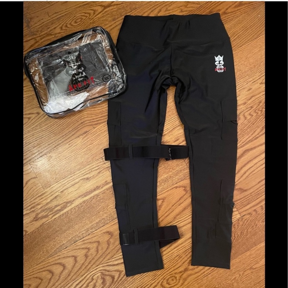 Ape Fit Black Resistant Workout Leggings Size L NWT